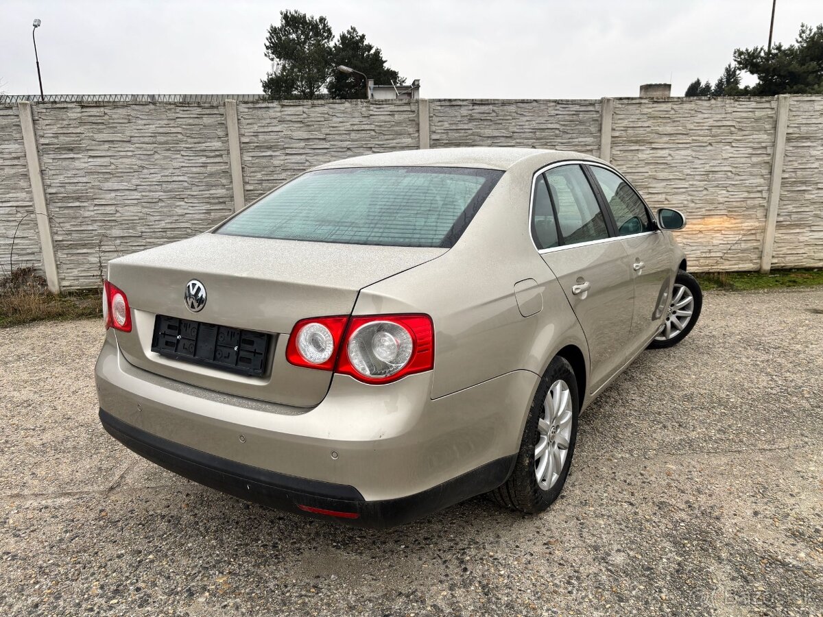 Volkswagen jetta 2,0 TDi - 3