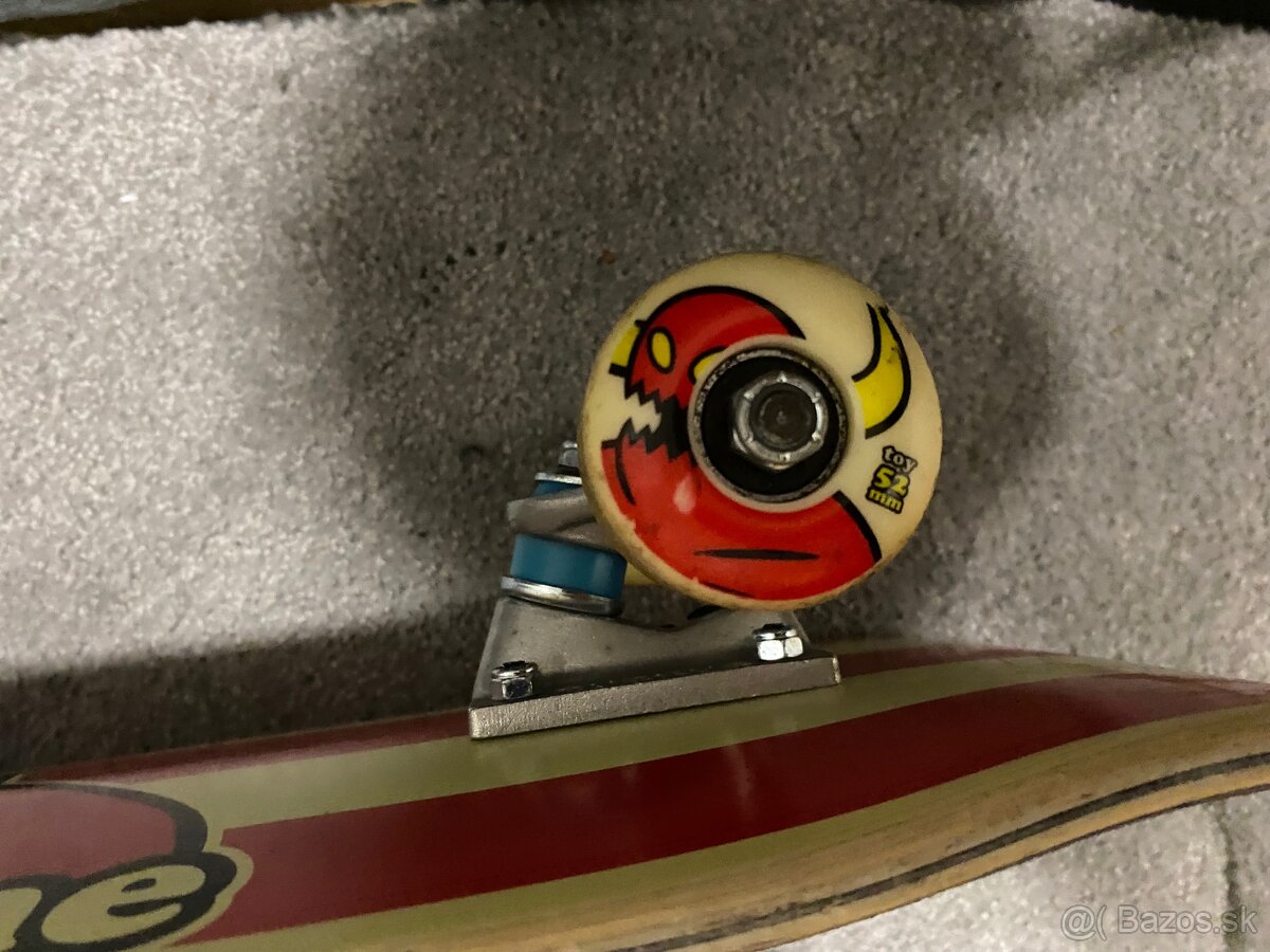 Toy machine skateboard - 3