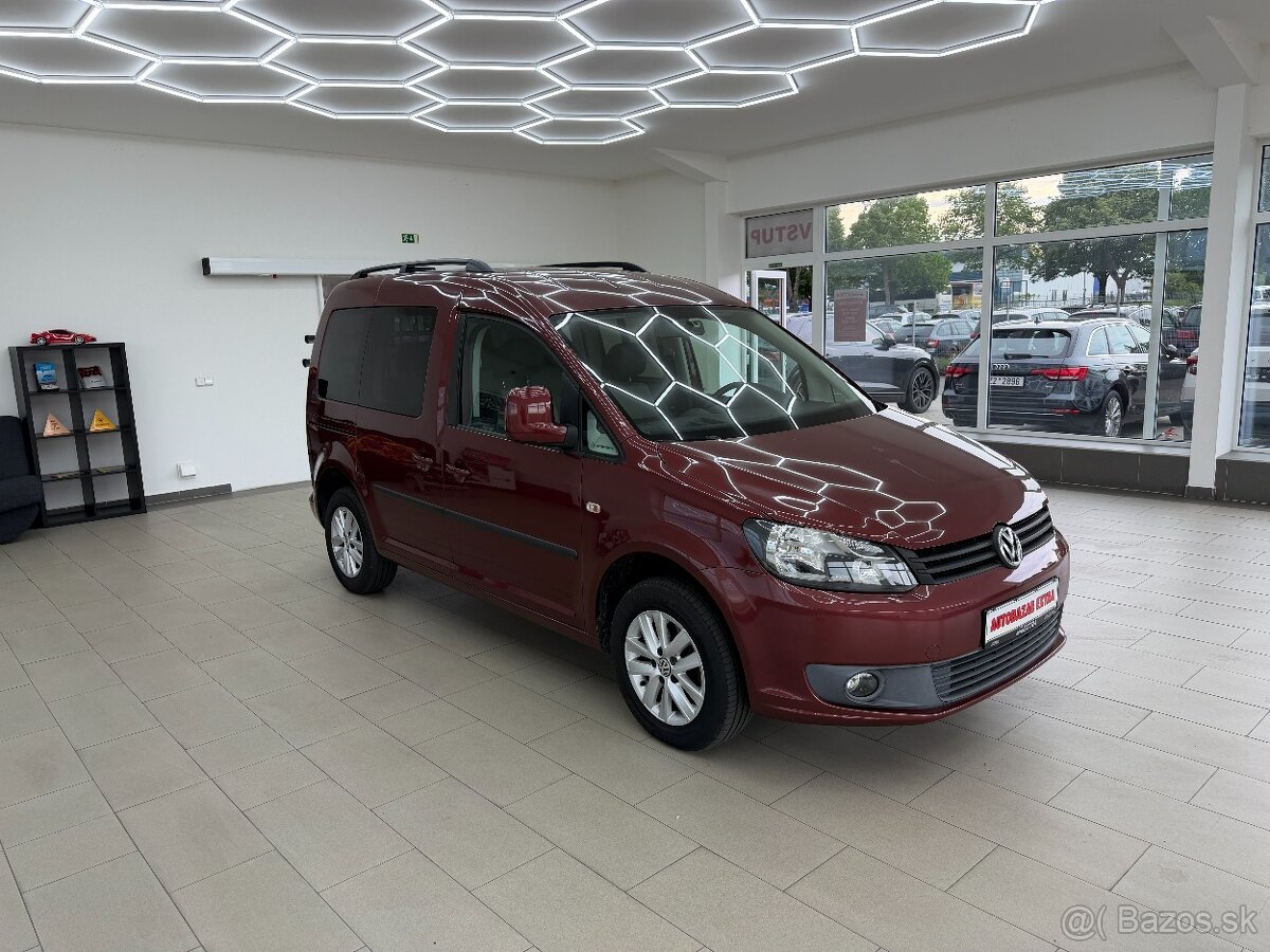 Volkswagen Caddy 1,6 TDi, 1majitel - 3