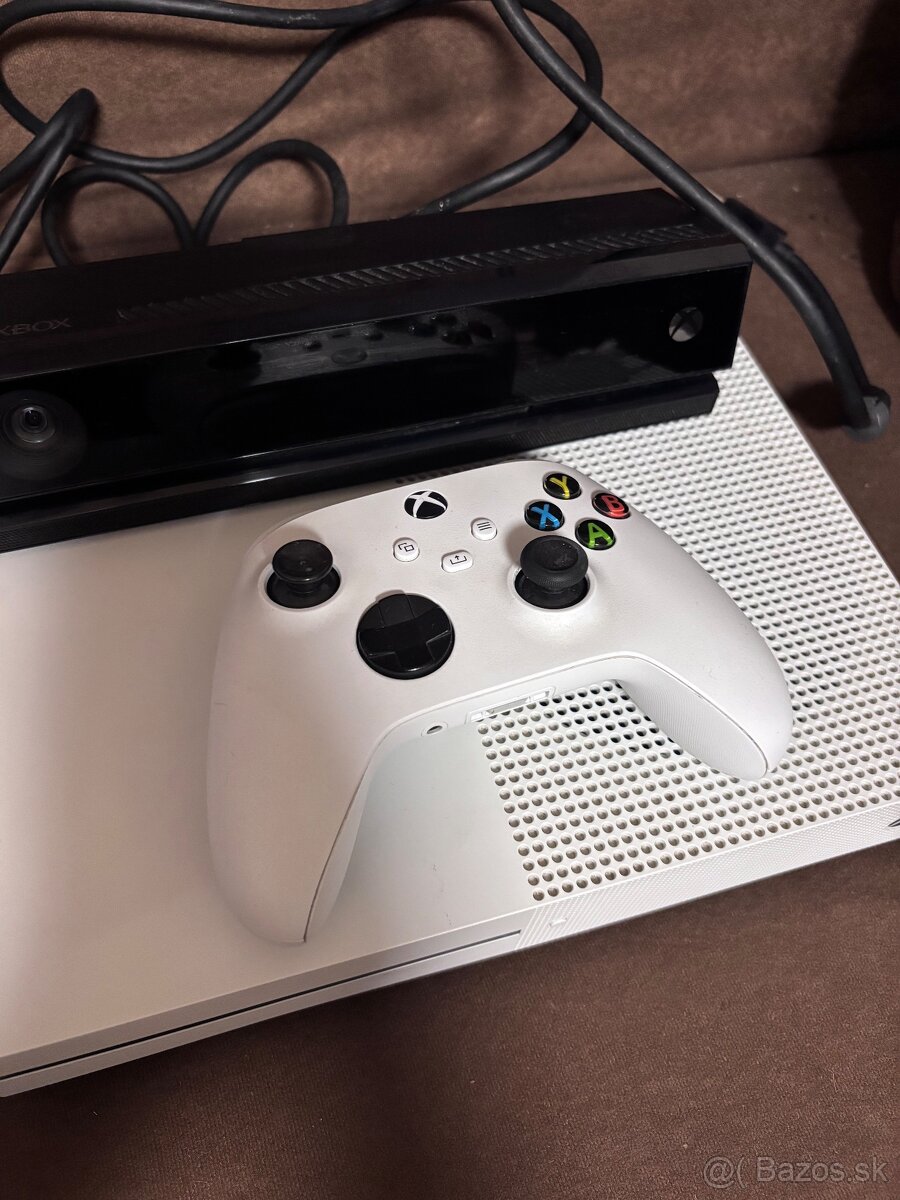 Xbox One S + kamera - 3
