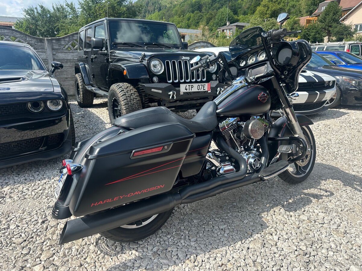 2014 Harley Davidson FLHXS Street Glide Special 107cu - 3