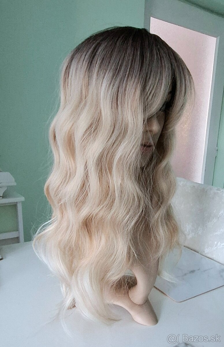 Vnitá blond parochňa s ofinou - 3