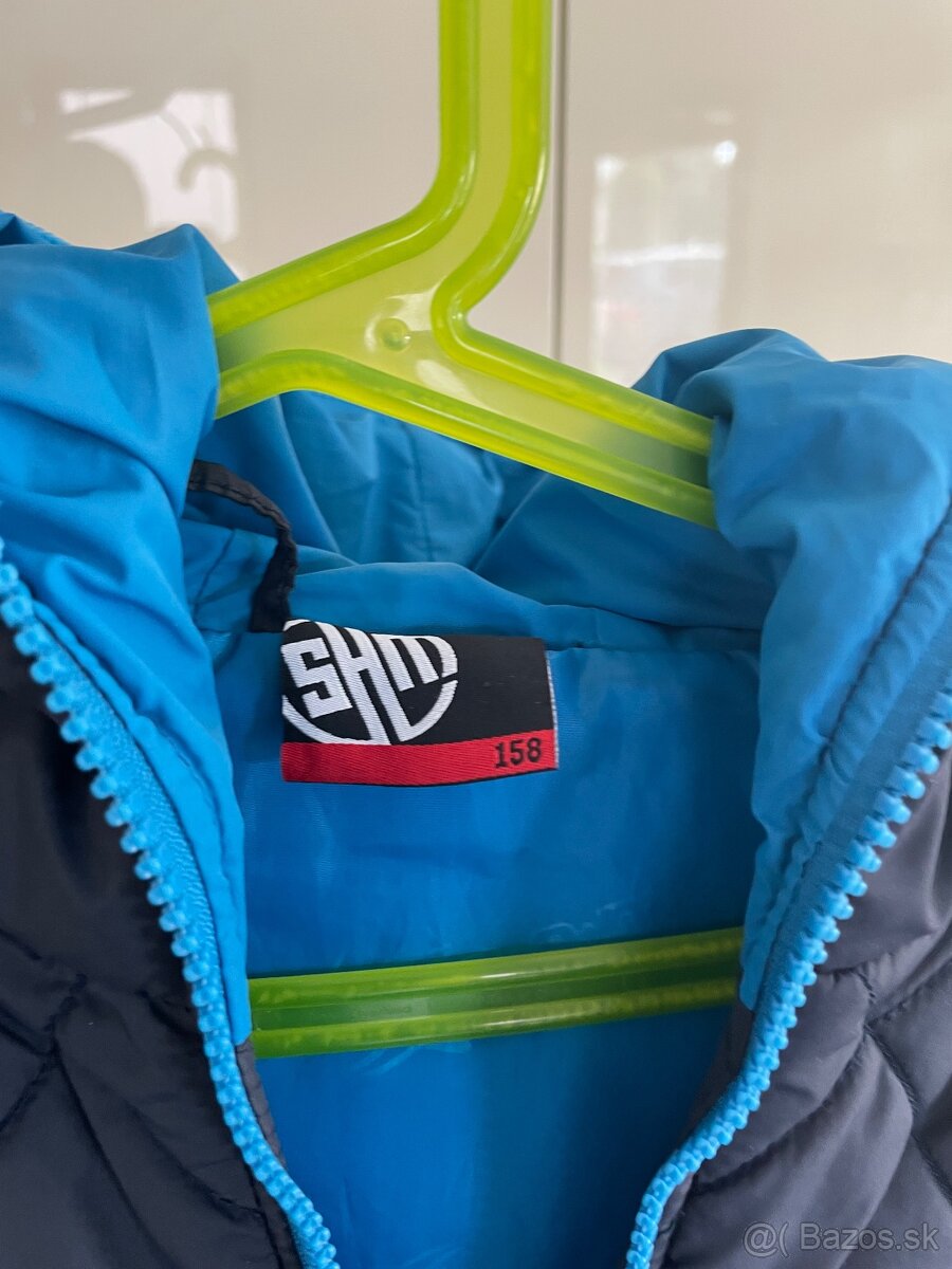 Vesta s kapucňou - 3