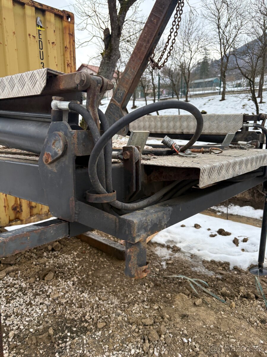 Multicar kontajnerova nadstavba na kratky razvor - 3