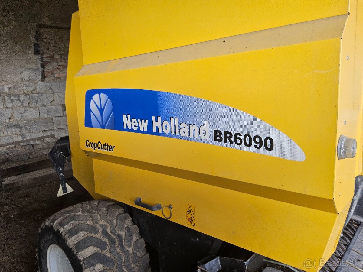 NEW HOLLAND BR6090, 17 686 balíkov - 3