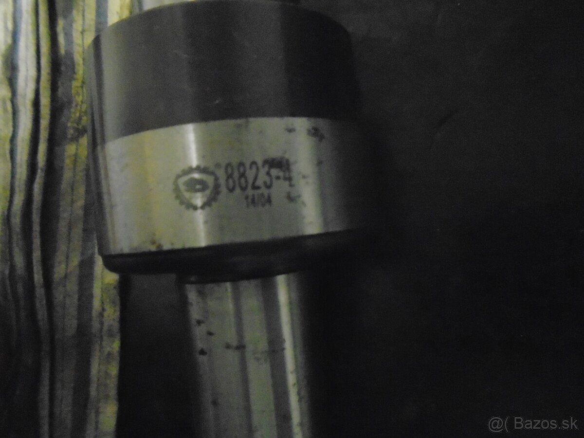 otocny hrot BISON - 3