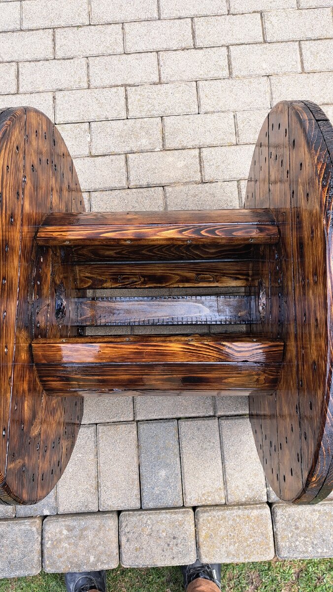 Drevený kvetináč - 3