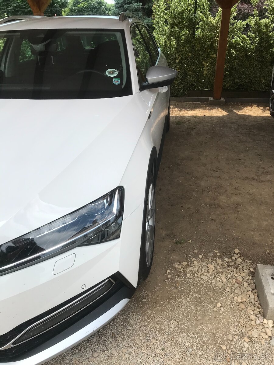 Škoda Superb Combi Scout 2.0TDi DSG - 3