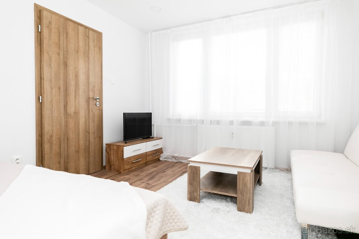 1-izbový byt, Zvolen - Sekier, zrekonštruovaný, zariadený - 3