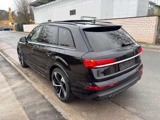 AUDI Q7 55 TFSi e - 3