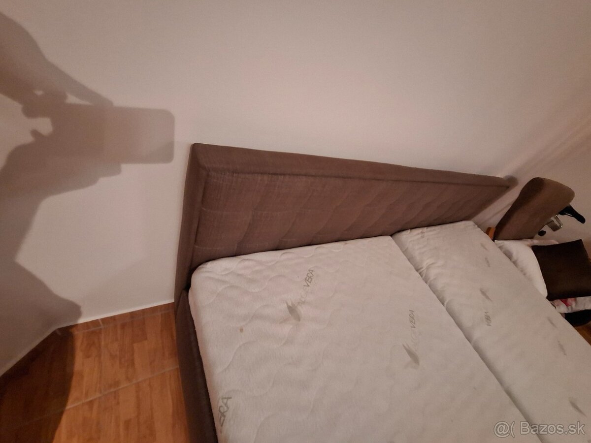 Manželská posteľ - 3