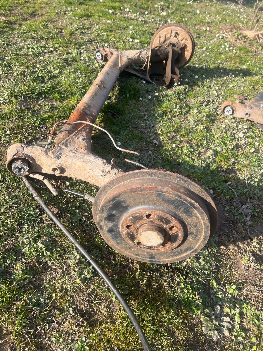 zadna naprava octavia 1, bubnova - 3