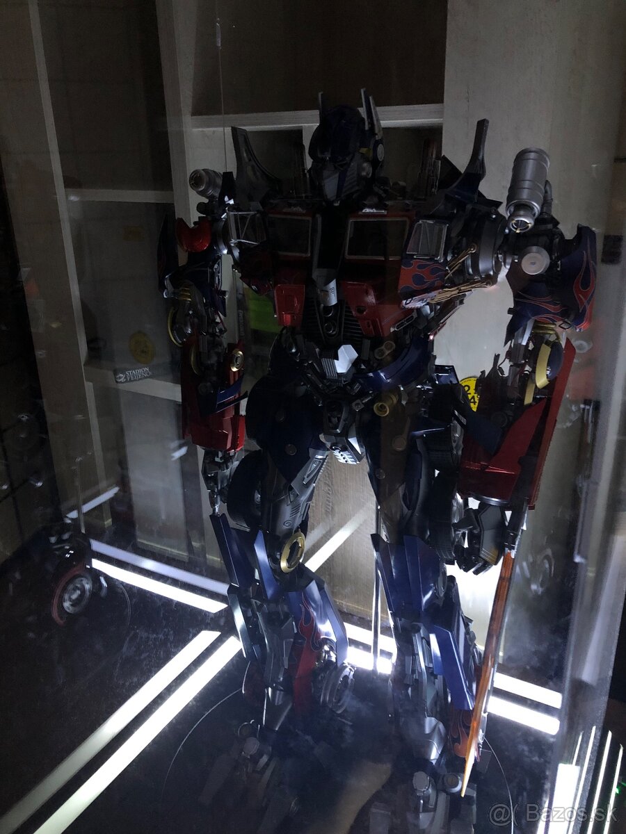 Optimus Prime Deagostini - 3