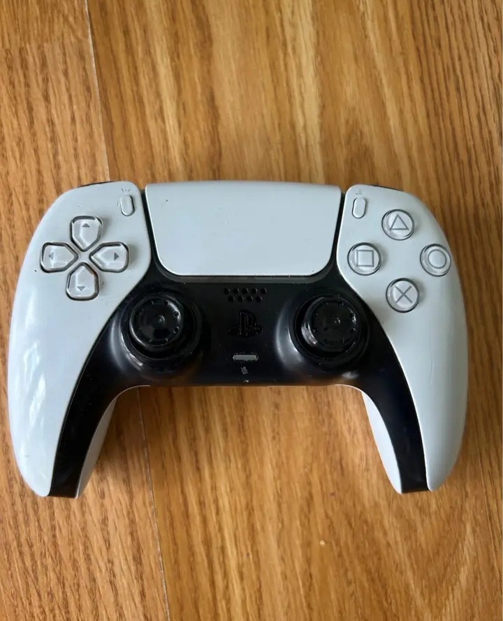 PlayStation 5 - 3