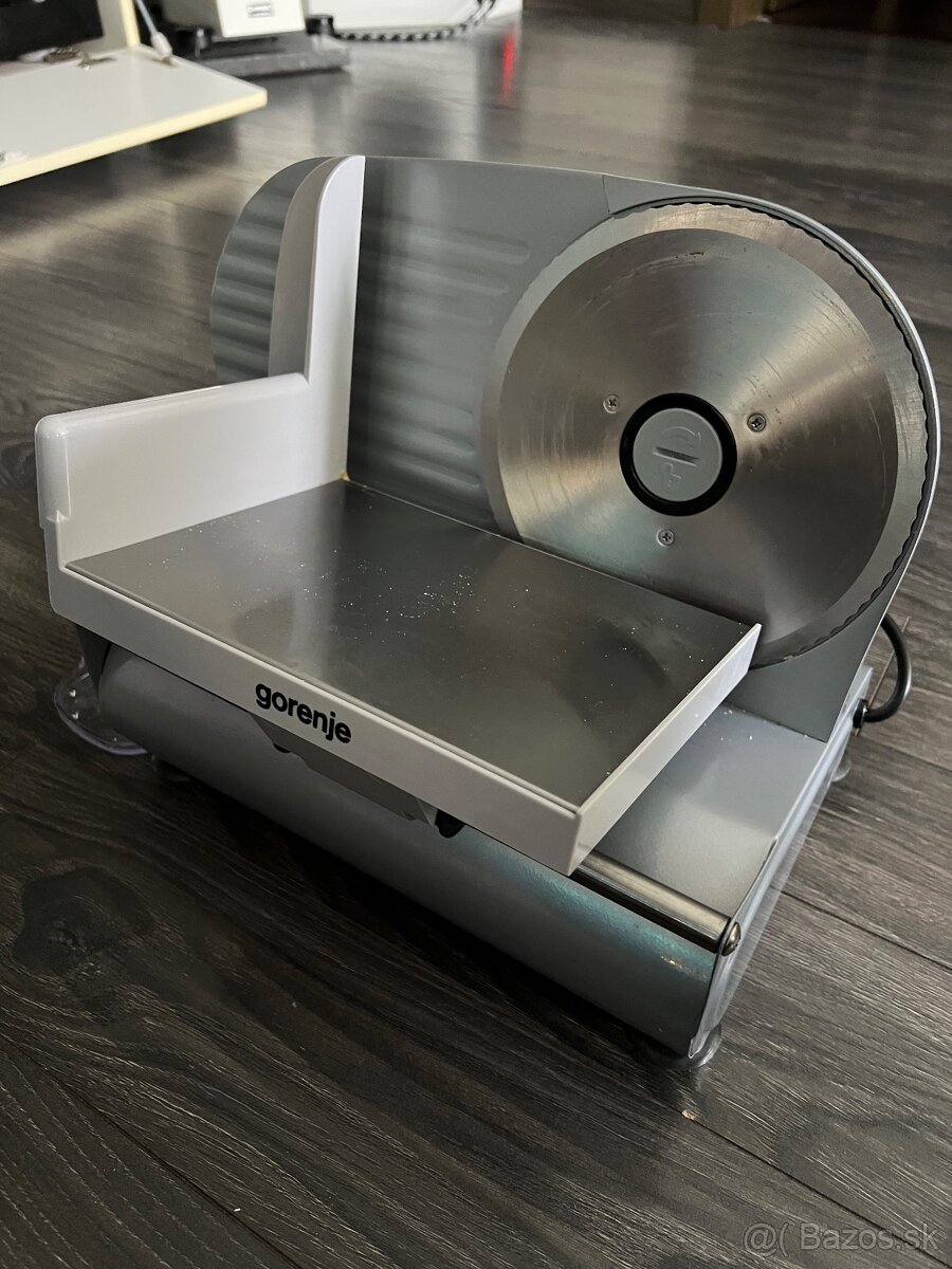 Elektrický krájač Gorenje R506E - 3