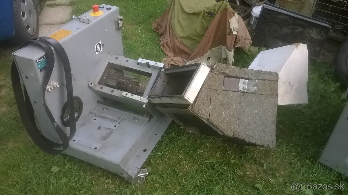 granulátory Piovan - 3