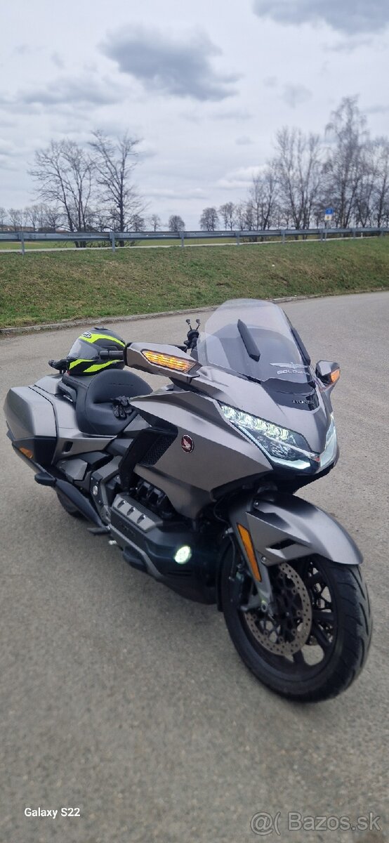 Honda Goldwing F6B - 3