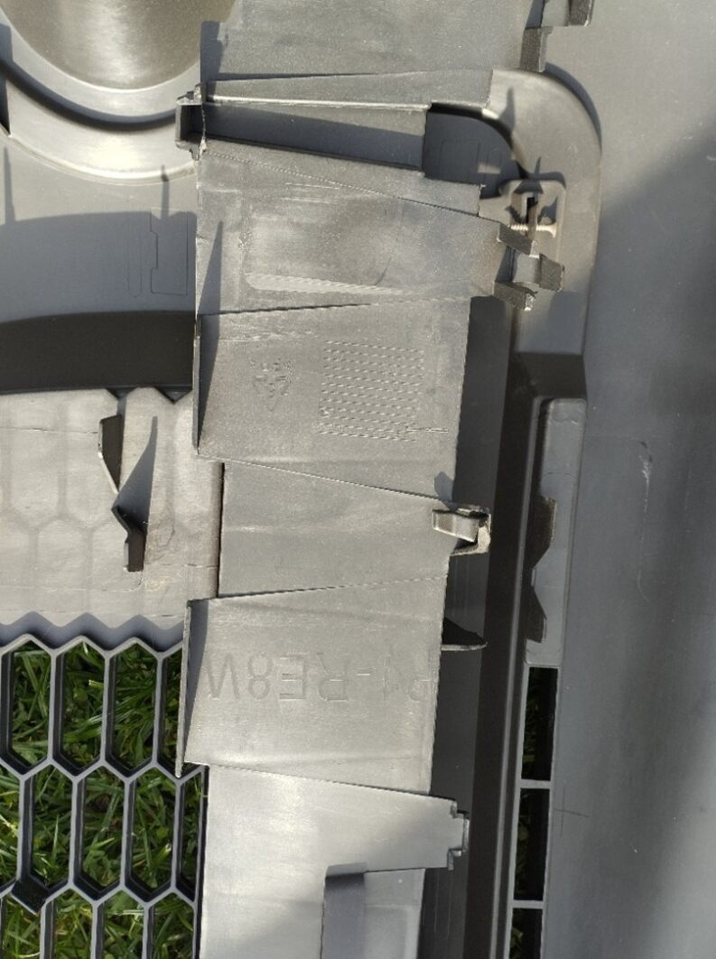 Renault Kangoo II (W)Přední nárazník 620103674V - 3