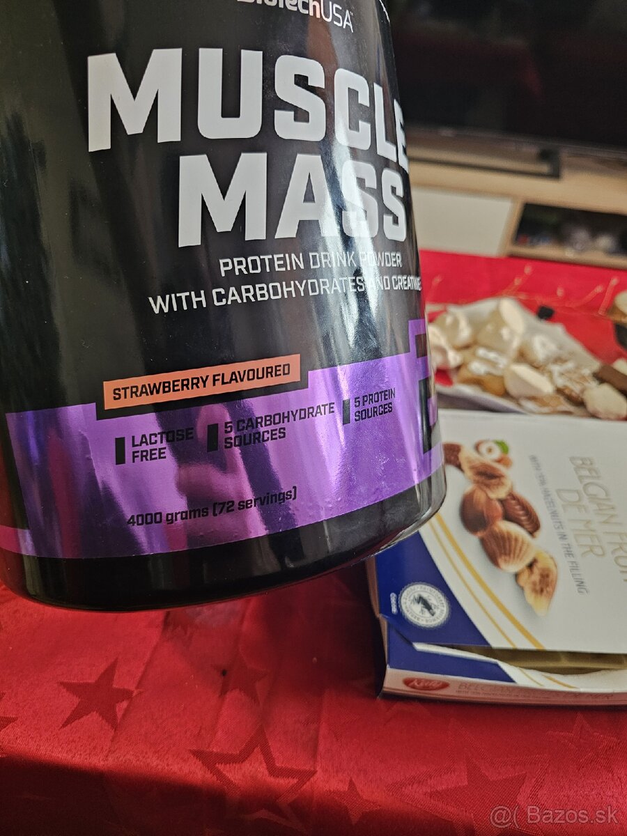 MUSCLE MASS JAHODA 4000g GAINER - 3
