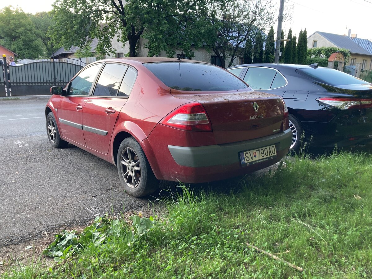 Renault Megane sedan 1.6 - 3