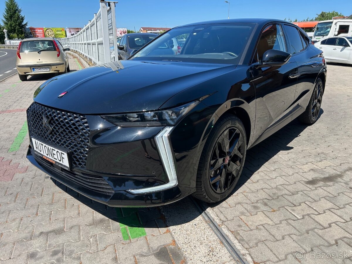 DS 4 1.6 E-Tense 225 S&S Performance Line PLUG-IN - HYBRID - 3