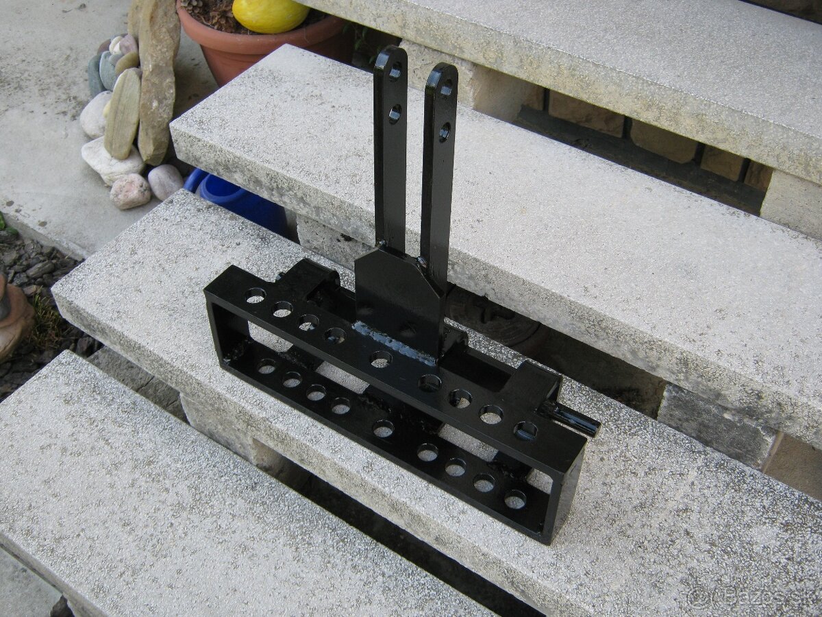 ZAVES NA MALOTRAKTOR - 3