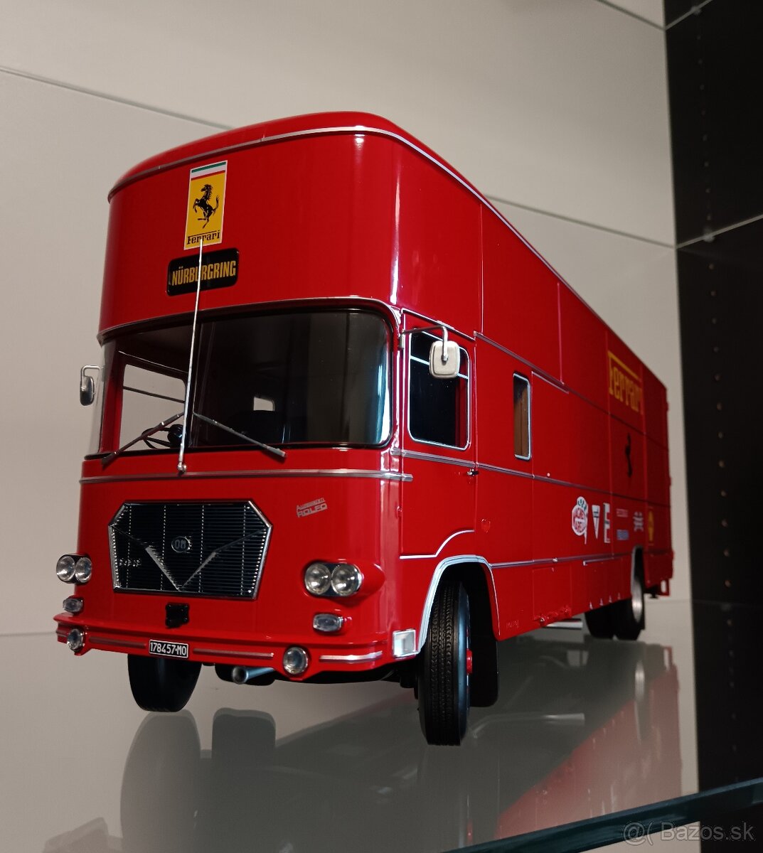 1:18 CMR Ferrari transporter - 3