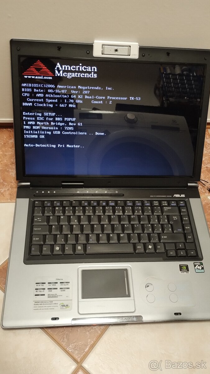 Predám notebook Asus F5N - 3