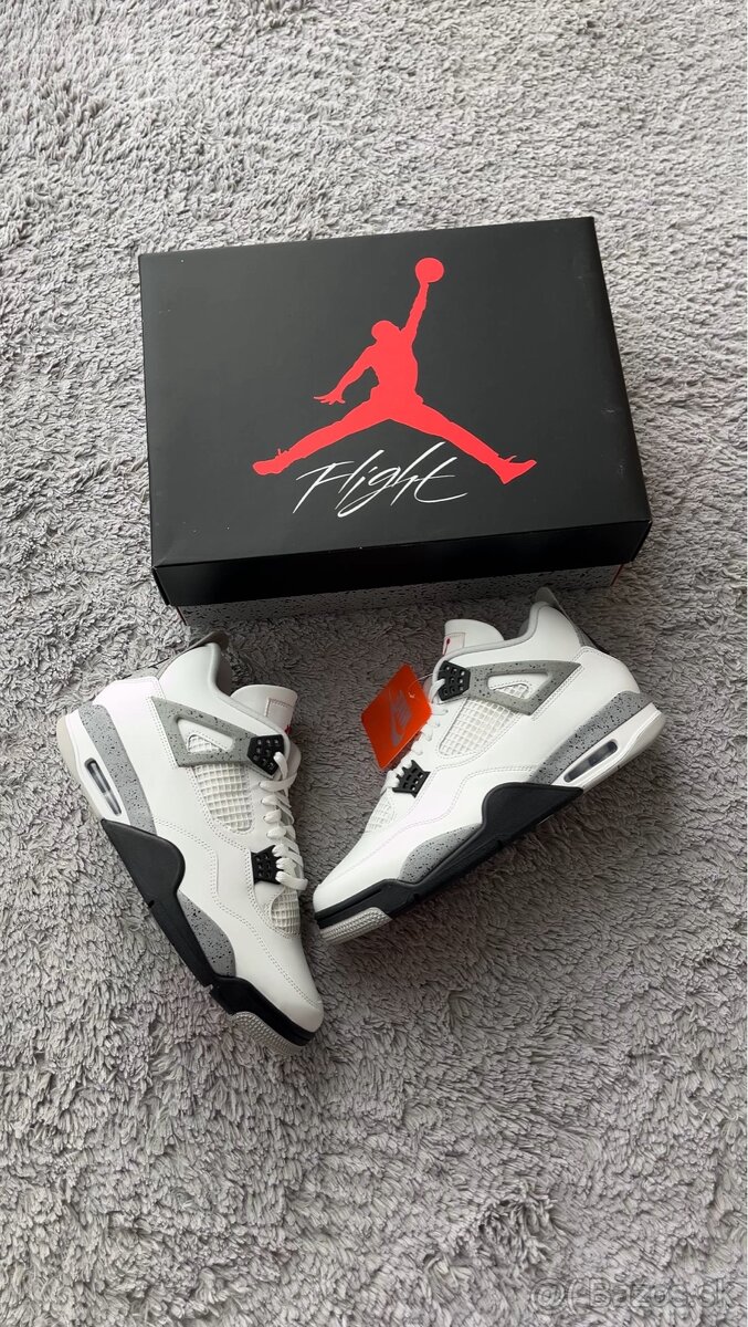 Air Jordan 4 Retro White Cement (2025) - 3