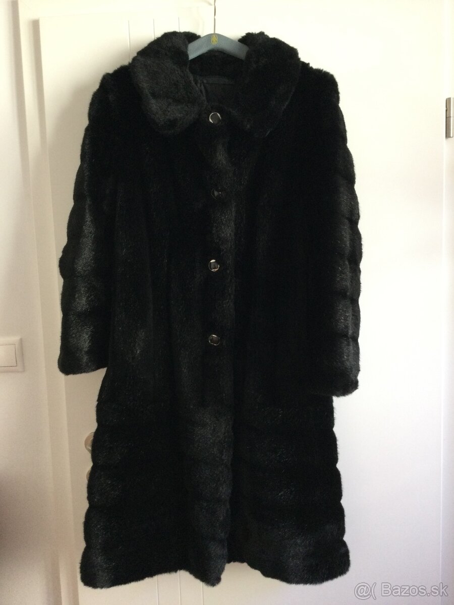Čierny dámsky kožuch - 3