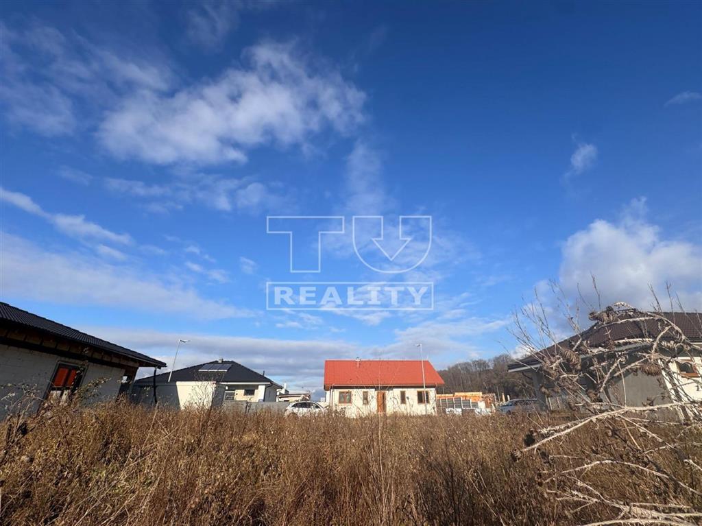 Predaj posledného ideálneho stavebného pozemku Dolinky -... - 3