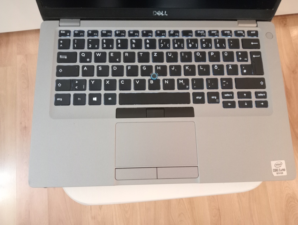 predám Dell Latitude 5410 , Intel core i5 , 8gb ram , ssd - 3