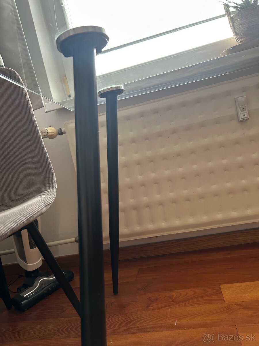 Sklenený jedálenský stôl - 3