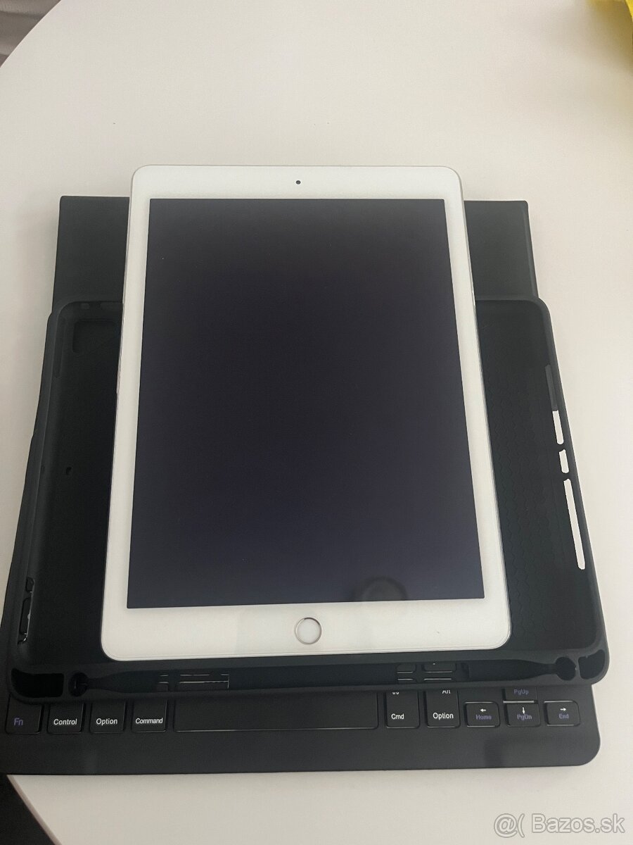 Apple iPad AIR 2 - 3