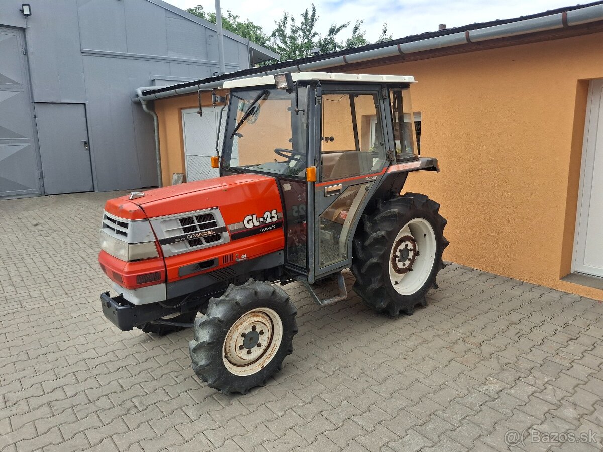 Malotraktor Kubota GL25 - 3