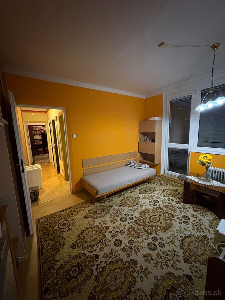 Prenájom 2-izbového bytu s balkónom - 3