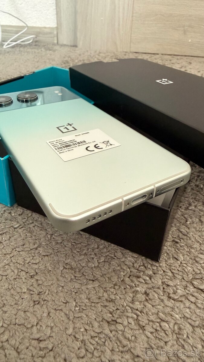 One Plus Nord 4 12GB / 256GB - 3