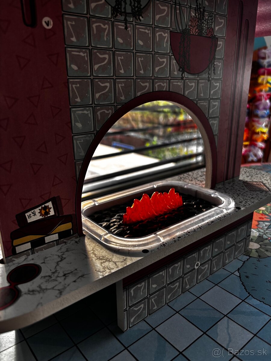 LOL Surprise drevený domček - 3