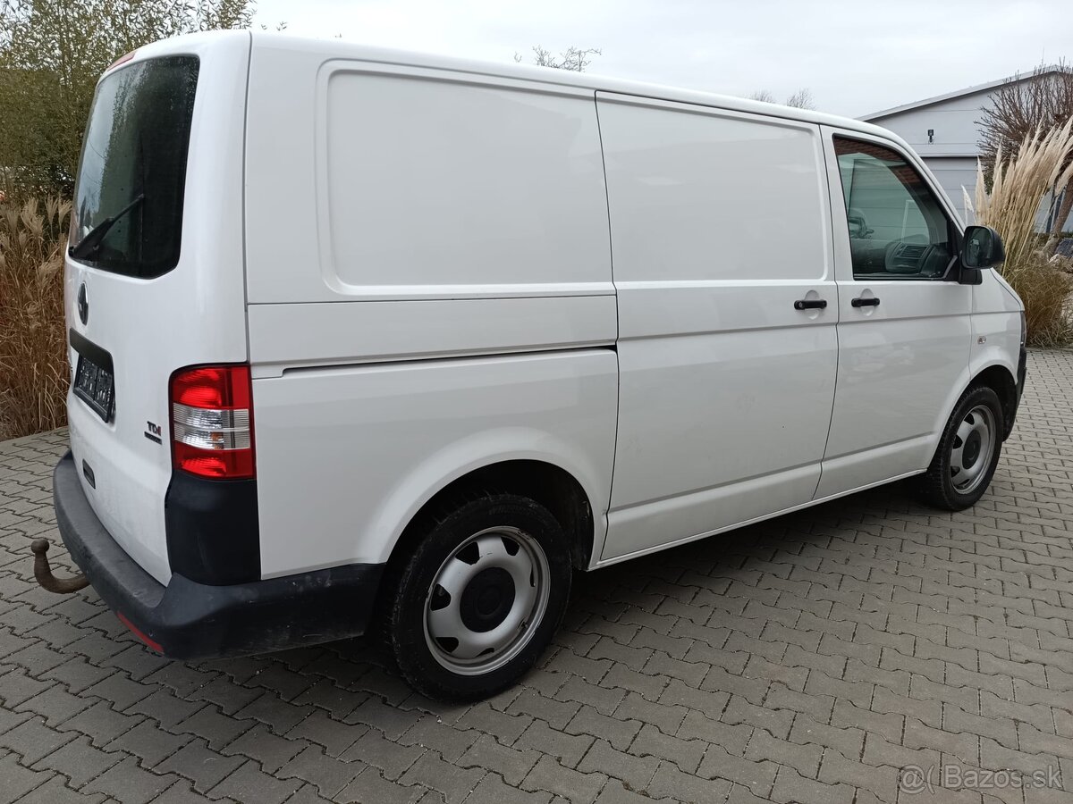 VOLKSWAGEN TRANSPORTER T5 4x4 - NA PREDAJ - 3