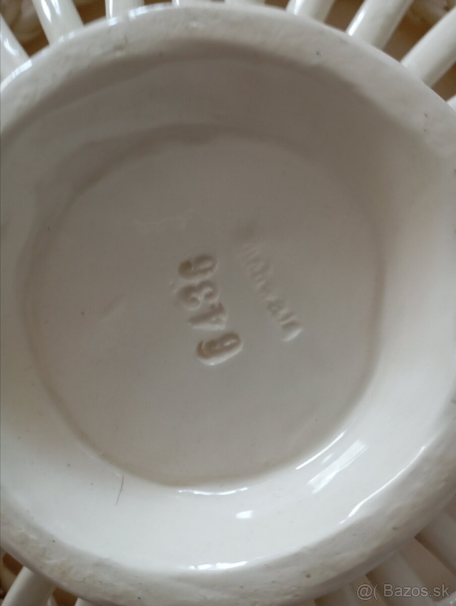 Porcelánový biely košík - 3