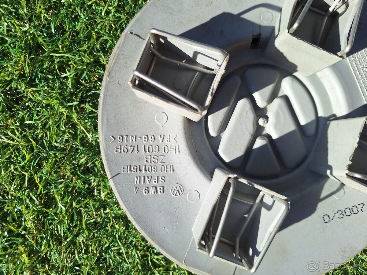 Puklicky volkswagen golf 3 - 3