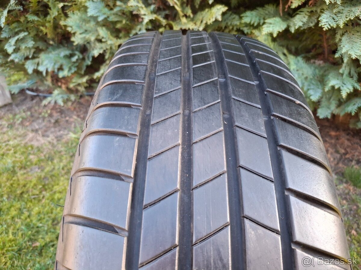 215/70 r16 Bridgeston, 4ks letné 7,5 mm - 3