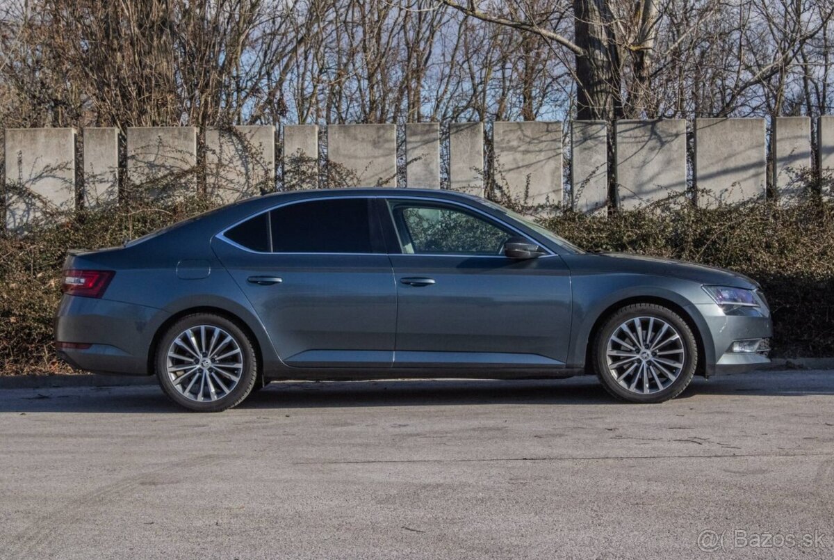 Škoda Superb 2.0 TDI Ambition - 3
