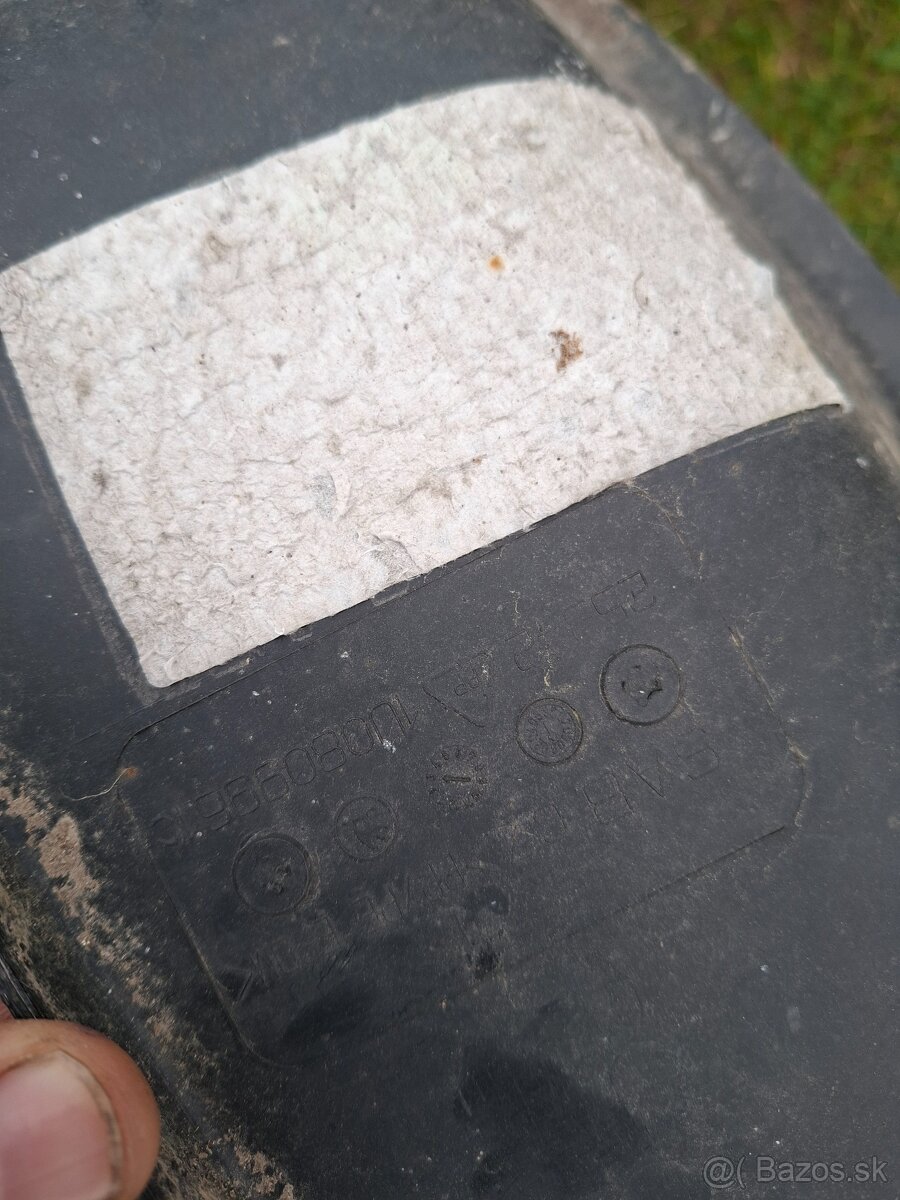 podblatniky Skoda Octavia 1 - 3