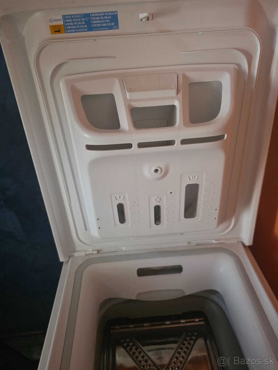 Indesit pracka - 3