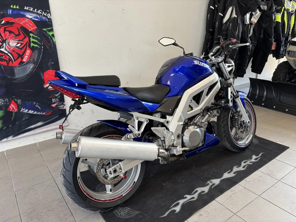 Suzuki SV1000 - 3