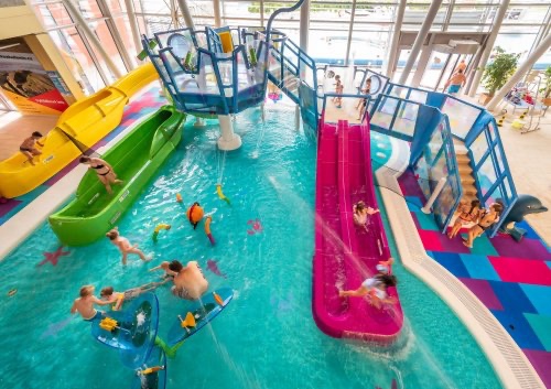 Predam vstup do Aqualand Moravia, - 3