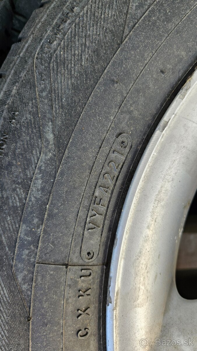Toyo proxes 235/60 R16 - 3