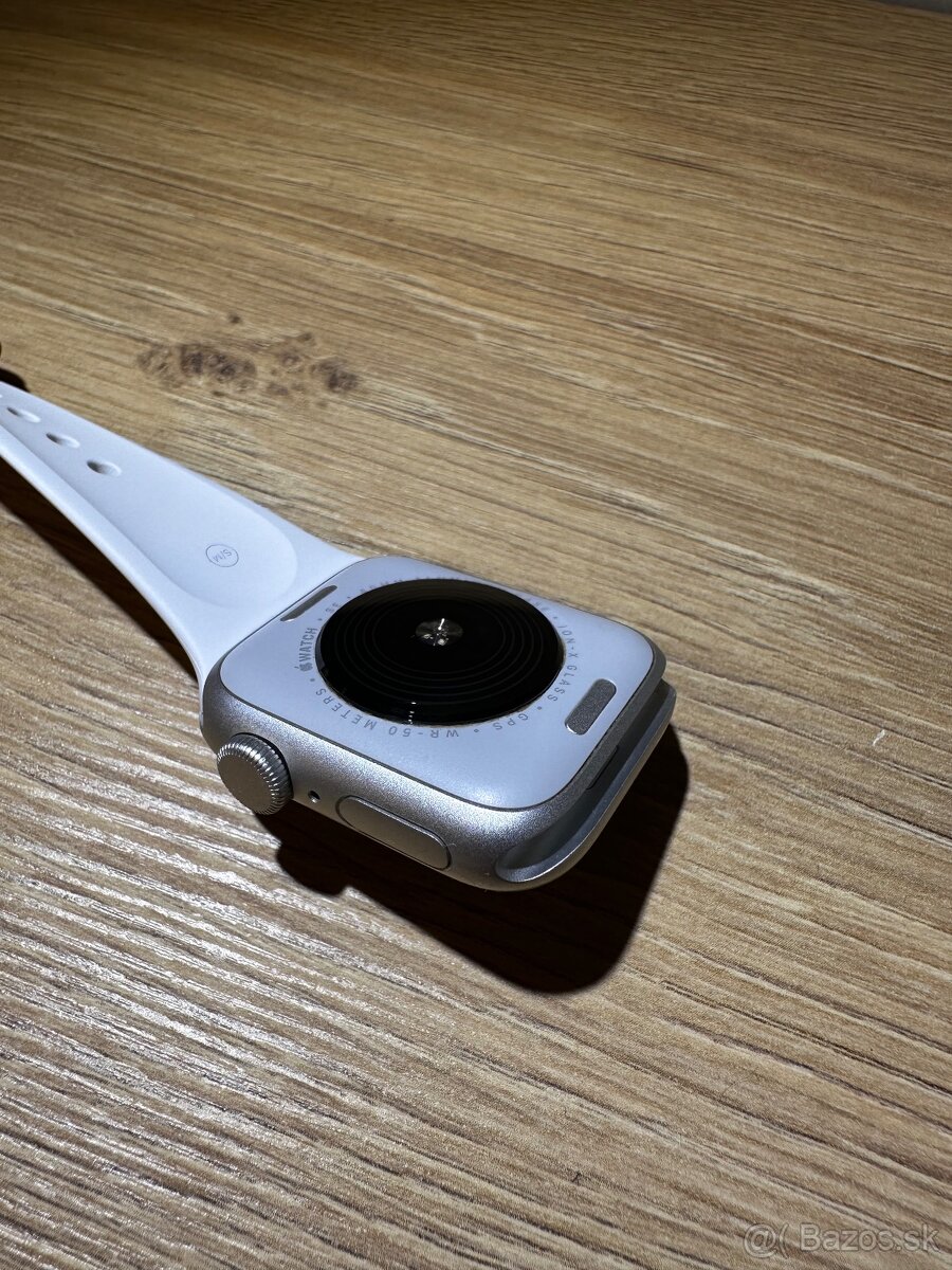 APPLE WATCH SE (2022) 40mm silver - 3