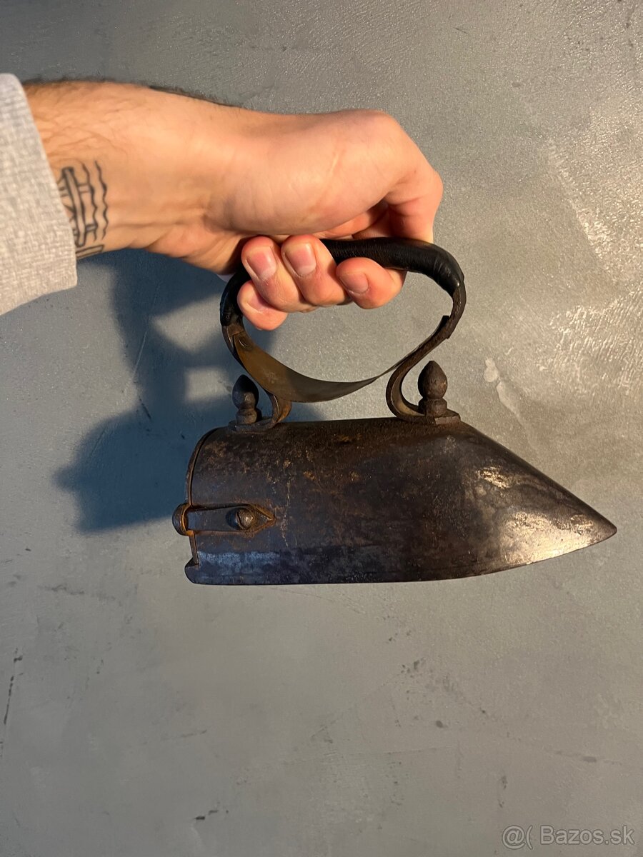 Žehlička starožitná s kameňom I vintage I retro - 3